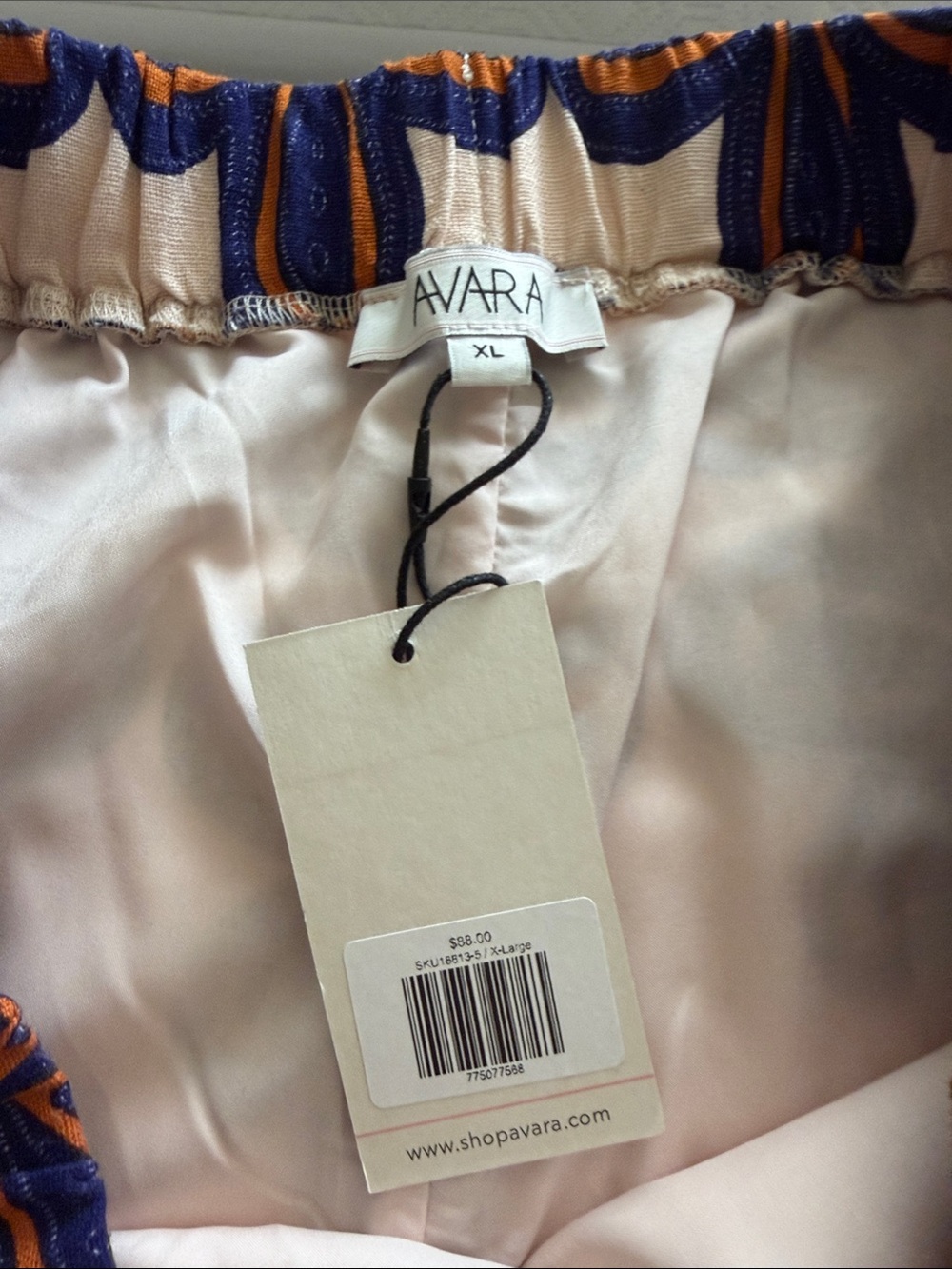 Wide-Leg Floral Print Pants in Cream and Navy - Picture 2 of 4